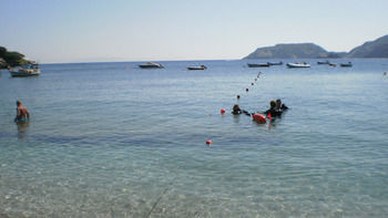 Sirena Apartments Agia Pelagia  Buitenkant foto