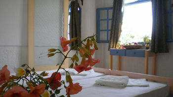 Sirena Apartments Agia Pelagia  Buitenkant foto